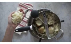 Oxo Good Grips Passe-vite 28 Cm - Appareils De Cuisine Divers 5 Oxo Good Grips Passe-vite 28 Cm - Appareils De Cuisine Divers -KitchenAid Shop unnamed file 2703